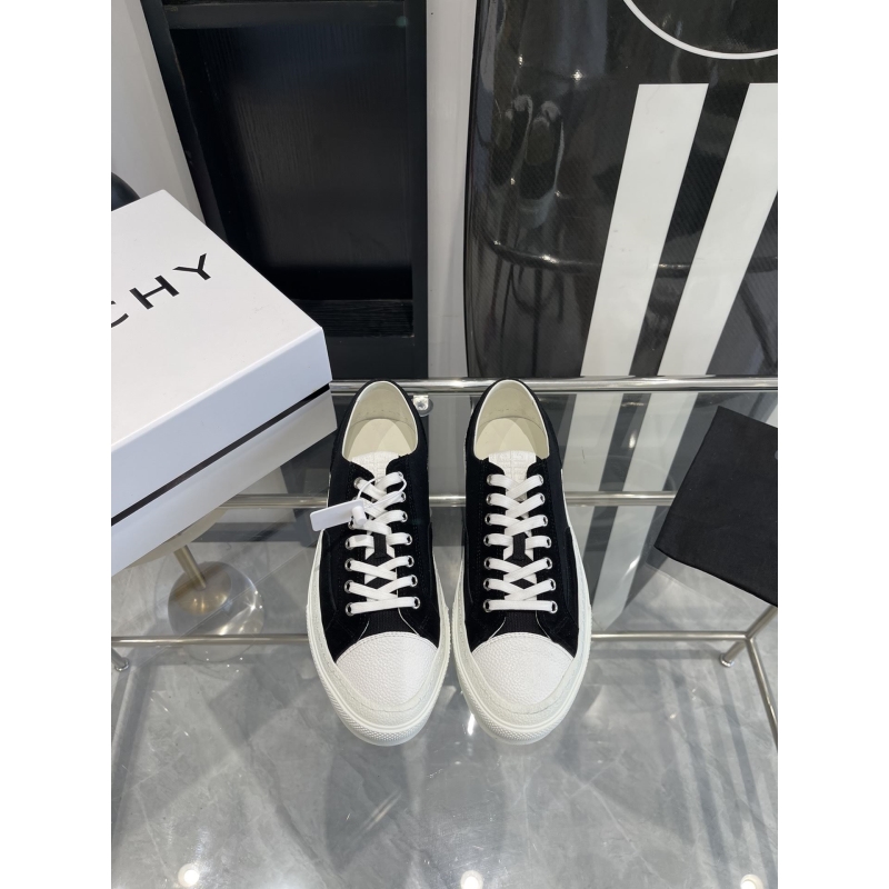 Givenchy Sneakers